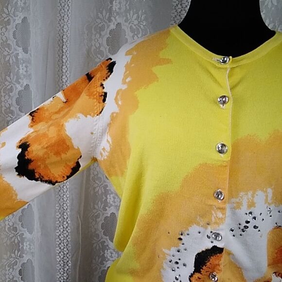 Nue Options Sunshine Yellow Floral Women Sweater Size L - Picture 4 of 16
